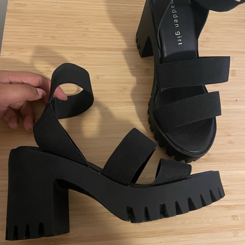Madden Girl Soohoo Platform Sandal